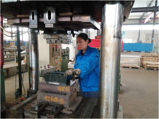 亚洲国产综合精品中文一区二区