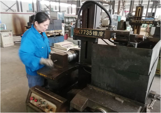 亚洲国产综合精品中文一区二区